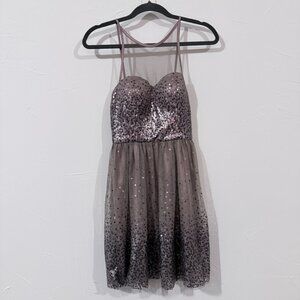 Jump Apparel Sequin Tulle Homecoming Dress Size 1/2 Gray Silver